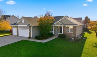 912 10th Avenue Pl, Altoona, IA 50009