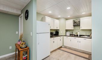 823 Colin Dr, Avon, IN 46123