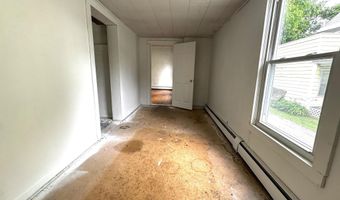 127 Dewey St, Bennington, VT 05201