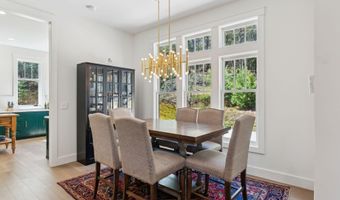 239 Hunter Way, Falmouth, ME 04105