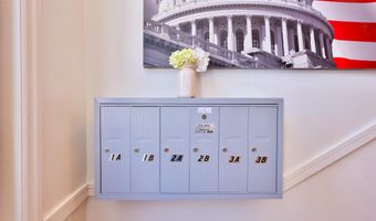 221 S ALFRED St 3A, Alexandria, VA 22314