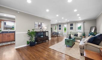 1832 W Woodland Ave, Addison, IL 60101