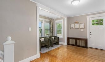 1315 New London Ave, Cranston, RI 02920