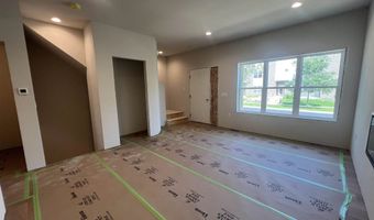 2811 Crinkle Root Dr, Fitchburg, WI 53711