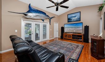 1116 KINGFISH Pl, Apollo Beach, FL 33572