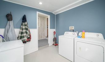 130 Austin Rd, North Kingstown, RI 02852