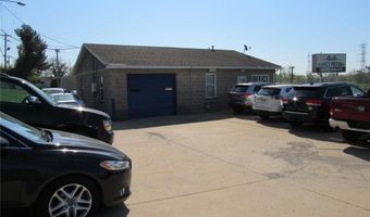 200 Dreith Dr, Alton, IL 62002
