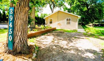 39450 N Circle Ave, Antioch, IL 60002