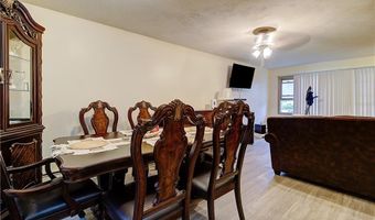 10 East St 316, Cranston, RI 02920
