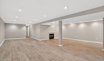 927 JULIET Ln, Arnold, MD 21012