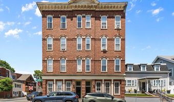 828-834 E Fifth St 4, Boston, MA 02127