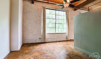 585 White Cir 504, Athens, GA 30605