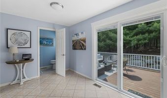 24 Cobblestone Ter, Coventry, RI 02816