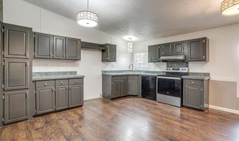 2405 Gills Crossing Ct, Alvarado, TX 76009