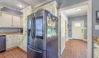 2107 Hughes St, Bainbridge, GA 39819