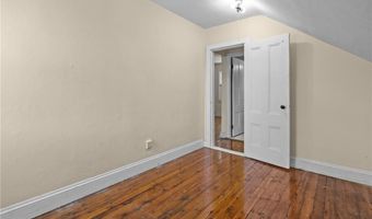 217 Bay View Ave, Cranston, RI 02905