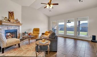 1812 Lynx Ln, Altus, OK 73521