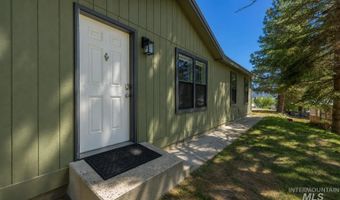 107 S Van Wyck Ave, Cascade, ID 83611
