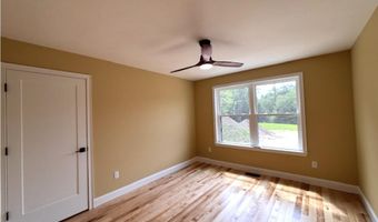 44 Edgewater Dr, Brentwood, NH 03833