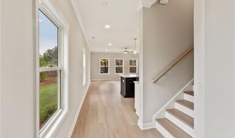 427 Colsen Dr, Acworth, GA 30102