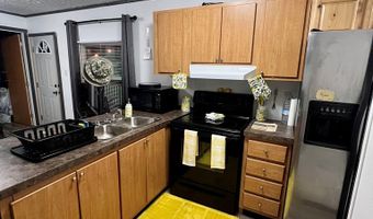55 Minnow Ln, Alderson, WV 24901