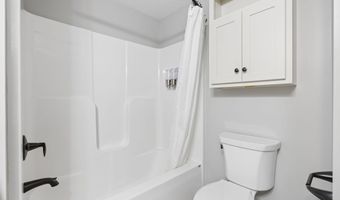 74 Blueberry Hill Rd, Alfred, ME 04002