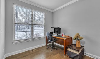 1091 Green Rd, Ann Arbor, MI 48105