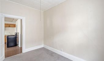 68 WINTER St, Lincoln, RI 02838
