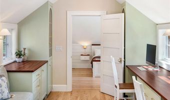 49 Third St, Newport, RI 02840