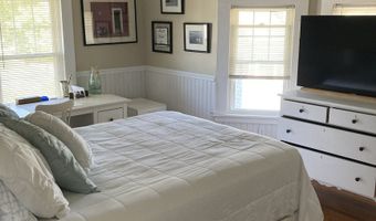 13 Sound View Hts, Branford, CT 06405