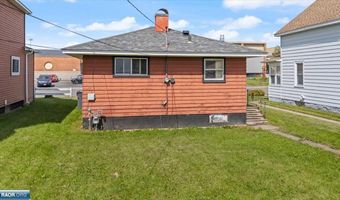 213 215 W 4th Ave, Aurora, MN 55705