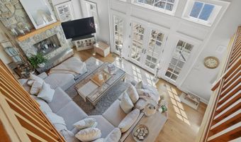 11 Driftwood Rd, Danbury, CT 06811