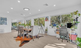 733 OVERLOOK Dr, Apopka, FL 32703