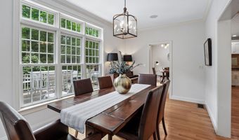 14 Aspen Ln, Bedford, NH 03110