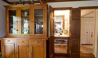 27 RAPHAEL Rd, Hockessin, DE 19707