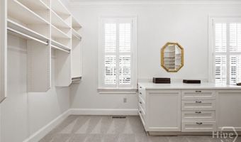 221 Hamilton Rd, Athens, GA 30606