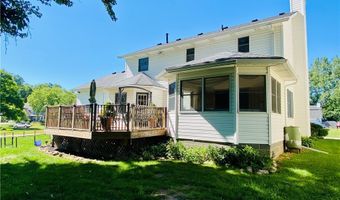 869 MOSS CANYON Dr, Amherst, OH 44001