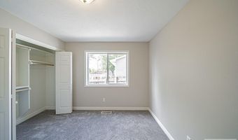 3290 Carolyn Ln, Ammon, ID 83406
