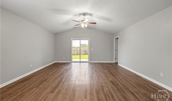 6 Spring Lake Cir, Savannah, GA 31407