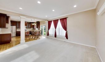 501 Tuscany Dr, Algonquin, IL 60102