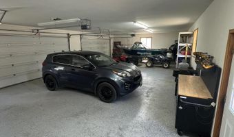 8334 Mina Bird Dr, Bonanza, OR 97623