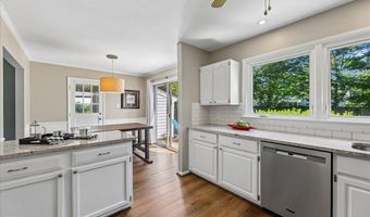 5616 ASHFIELD Rd, Alexandria, VA 22315