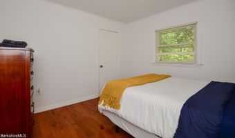 162 YMCA Rd, Becket, MA 01223