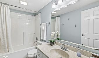 790 Foxboro Dr, Avon, IN 46123