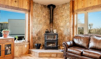 495 Rock Creek Rd, Buffalo, WY 82834