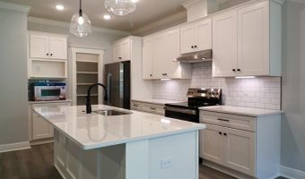 185 Meredith Dr, Bainbridge, GA 39819