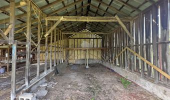 1032 County Road A-409, Ava, MO 65608