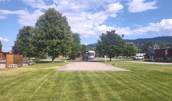 24 Bogie Ln, Blanchard, ID 83804