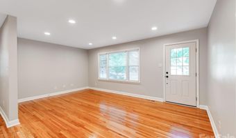 3326 Bonneville Dr, Charlotte, NC 28205