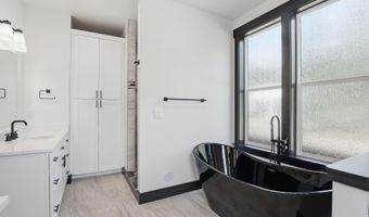 10245 E Bunco Rd, Athol, ID 83801